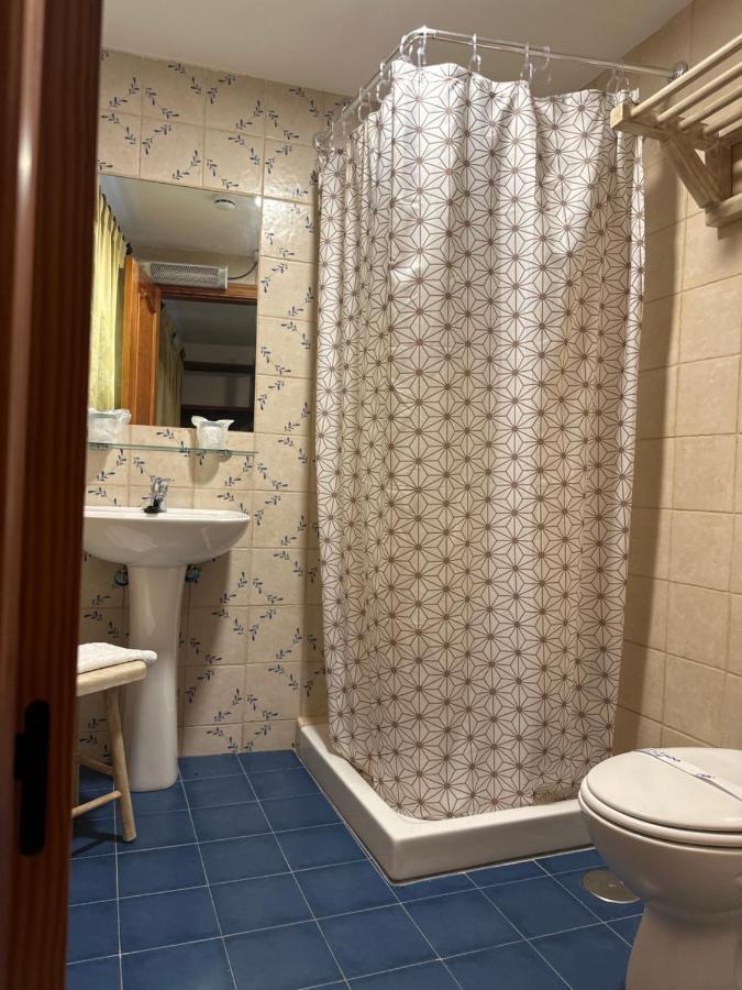 تولوكس Hostal Moon المظهر الخارجي الصورة
